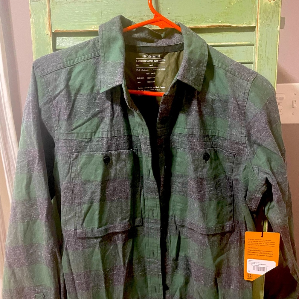 Brand new REI plaid flannel